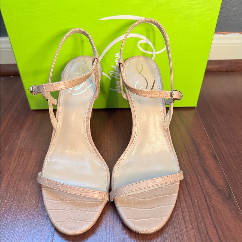 Sam Edelman Beige Croc-Embossed Sandals NWOT (Never Worn)